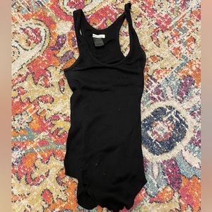 Using black tank tunic